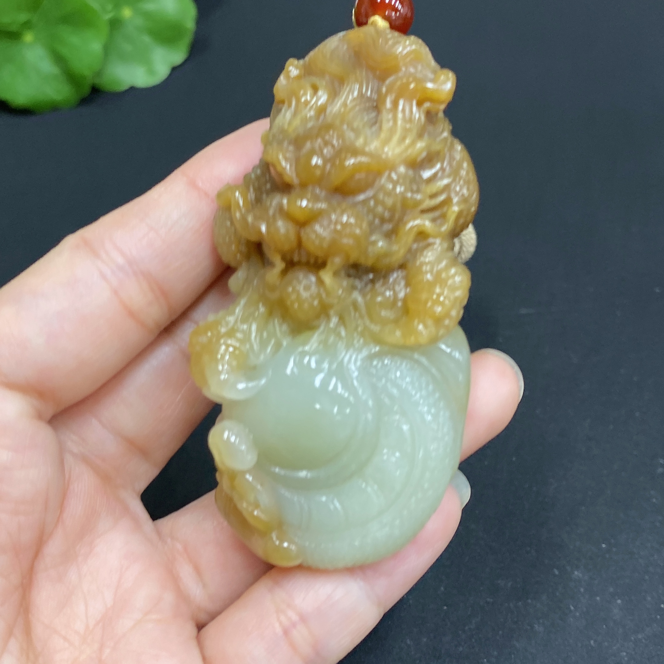 H34015618 Hetian Jade Pendant Dragon Total Weight (including rope) 79.6g