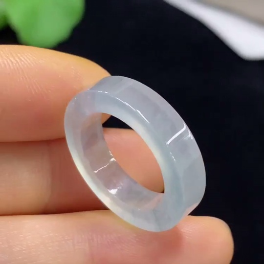 F34025860 Jadeite Ring Size 15 Total Weight Approx. 4.49g