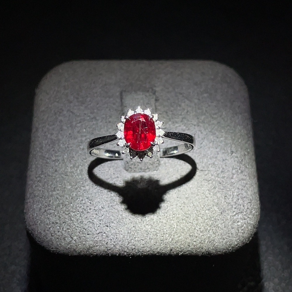 C26990282 Ruby Ring, 18K Gold, Size 19, Total Weight Approx. 2.33g