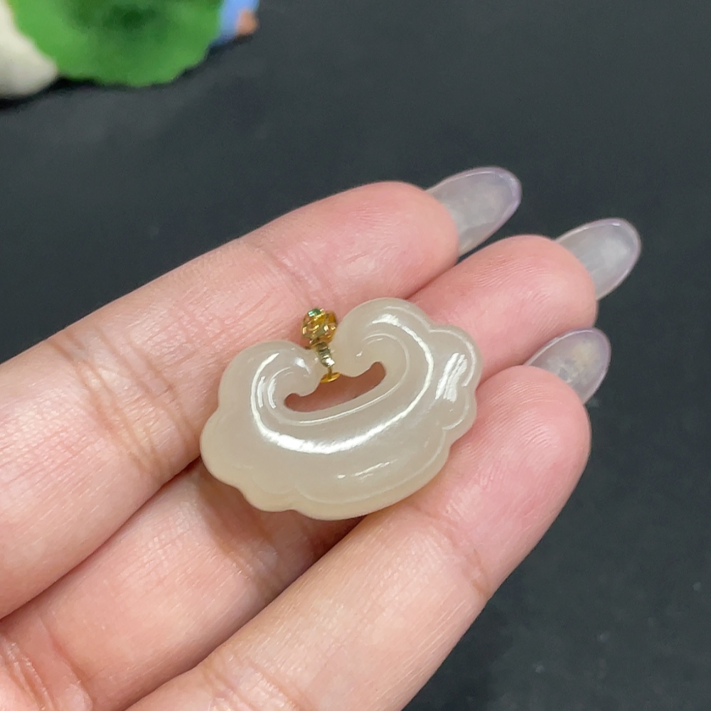 H34957083 Hetian Jade Inlaid Pendant Ruyi Total Weight About 7.9g 18k