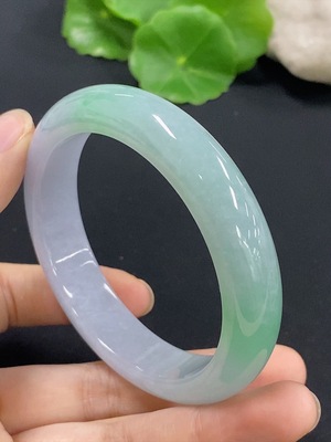 F43172334 翡翠正圈手镯 圈口56 货品总重约59.25g