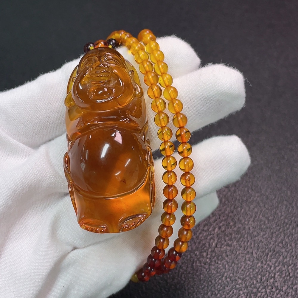 C34006693 Amber Beeswax Pendant Total Weight Approx. 24.52g with Chain