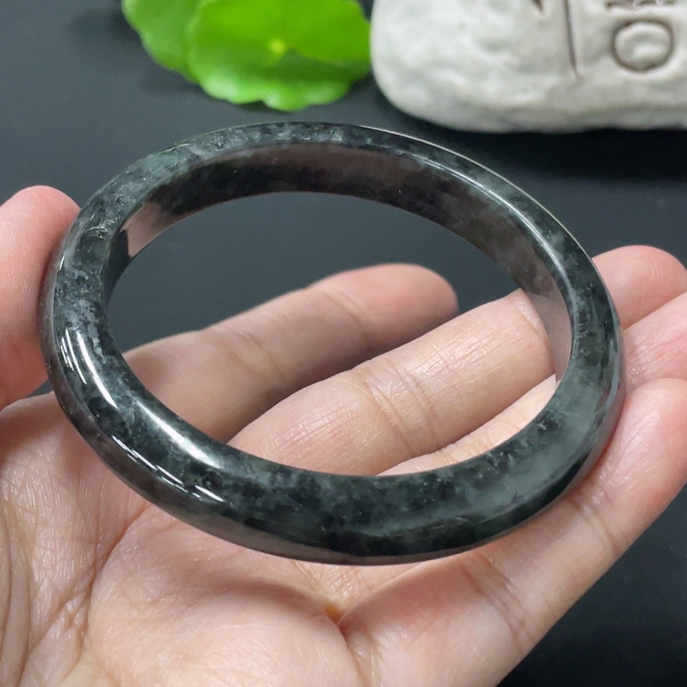 F29354084 Jadeite Round Bangle Total Weight Approx. 41.7g Size 55.7