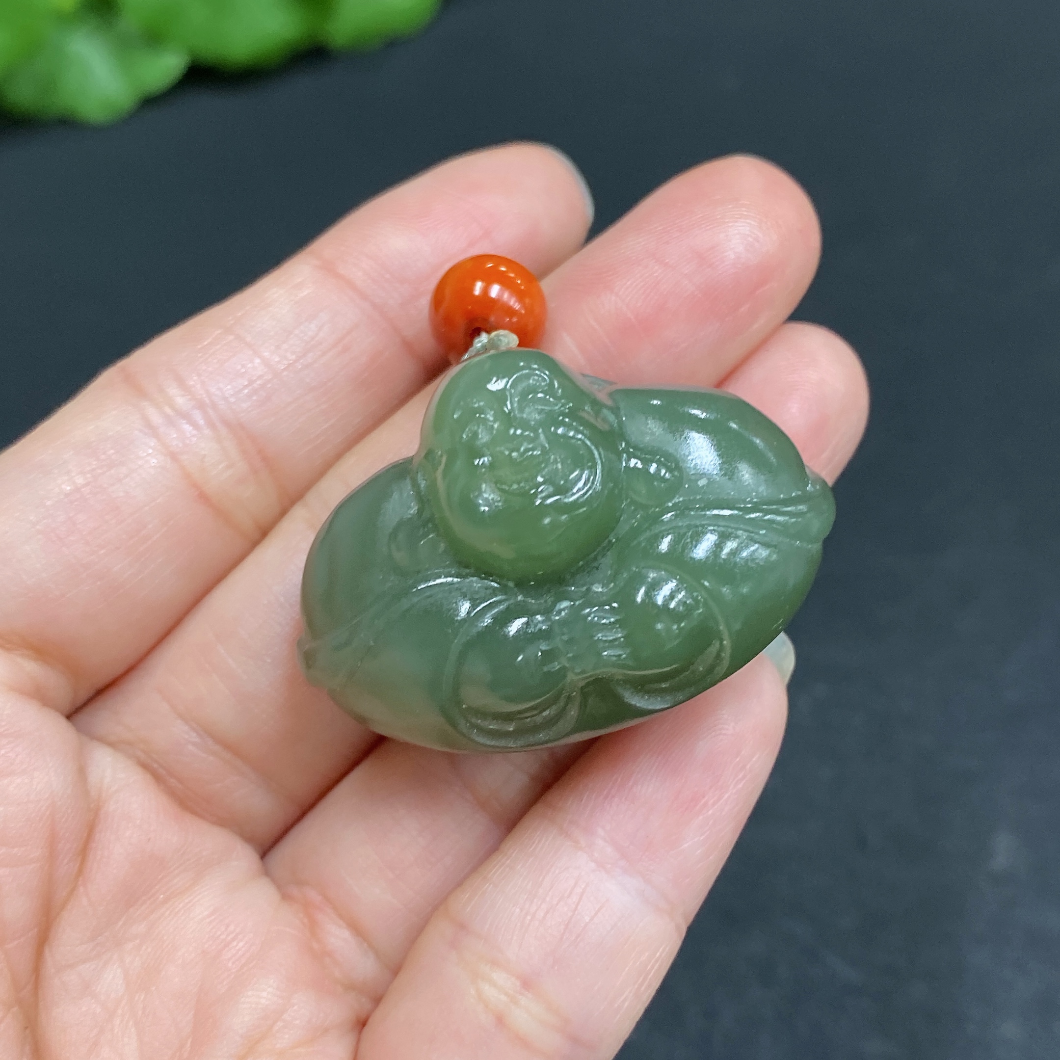 H34036109 Hetian Jade Pendant - Buddha Figure (Total Weight, Including Rope: 32.3g)