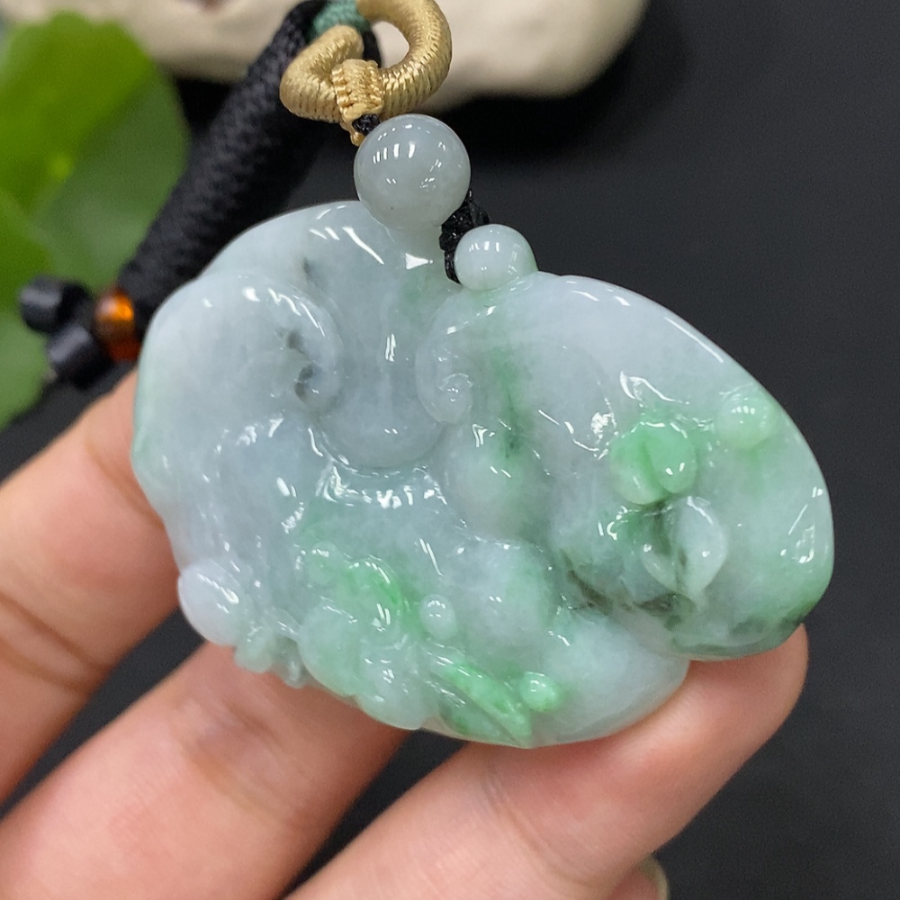 F29322298 JadeitePendant (Total Item Weight Approximately 32.47g, Cord Not Included)