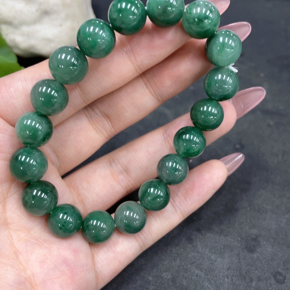 H33842087 African Emerald (Dulong Jade)