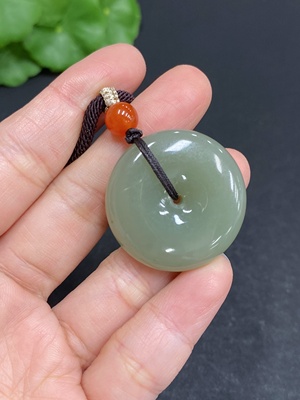 H33939042 Hetian Jade Pendant, Peace Knot, Total Weight Approx. (Including Rope) 17g