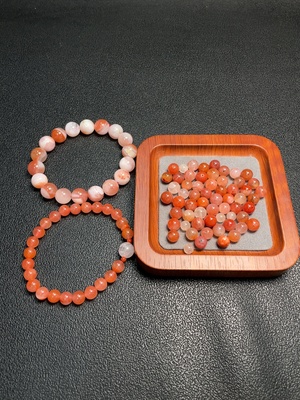 C34993151 Red Agate Bracelet + Loose Beads with Visible Organic Matter, Total Weight Approx. 88.50g, Sell as a Lot 20+