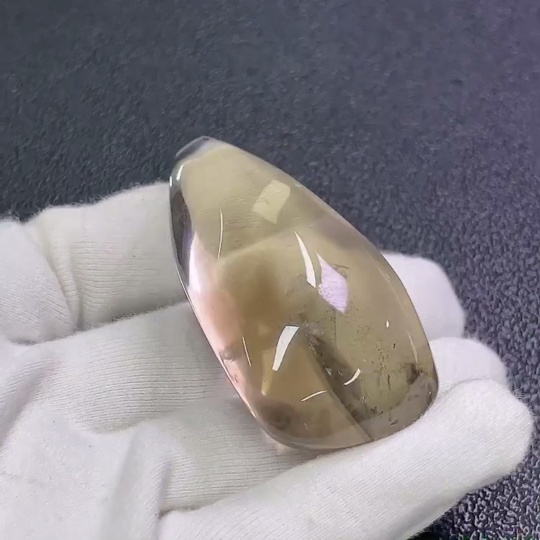 C30533844 Crystal Pendant Total Weight Approx. 55.47g