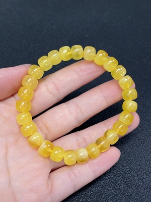 C28223215 Amber Beeswax Bracelet, Total Weight Approx. 9.80g, Size About 8.3mm