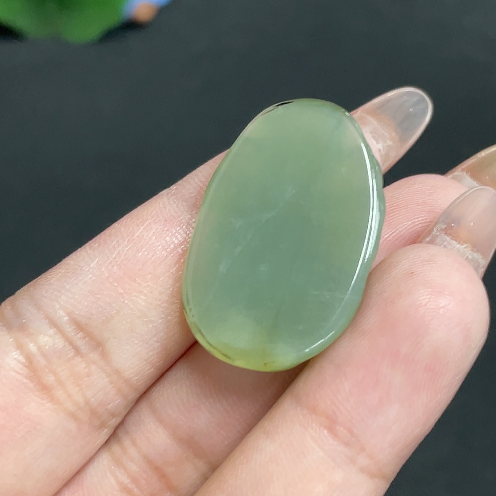 H32699776 Hetian Jade Pendant - Buddha, Total Weight Approx. 6.8g