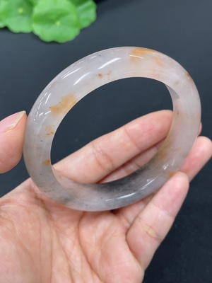 H42052571 非洲翠（独龙玉）正圈手镯    圈口56.5     货品总重约52.3g