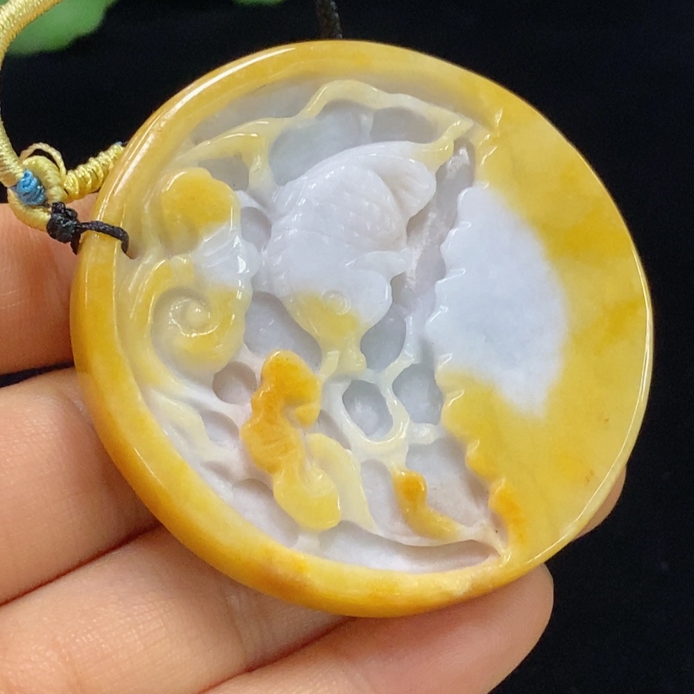 F34025784 Jadeite Auspicious Fish Pendant
