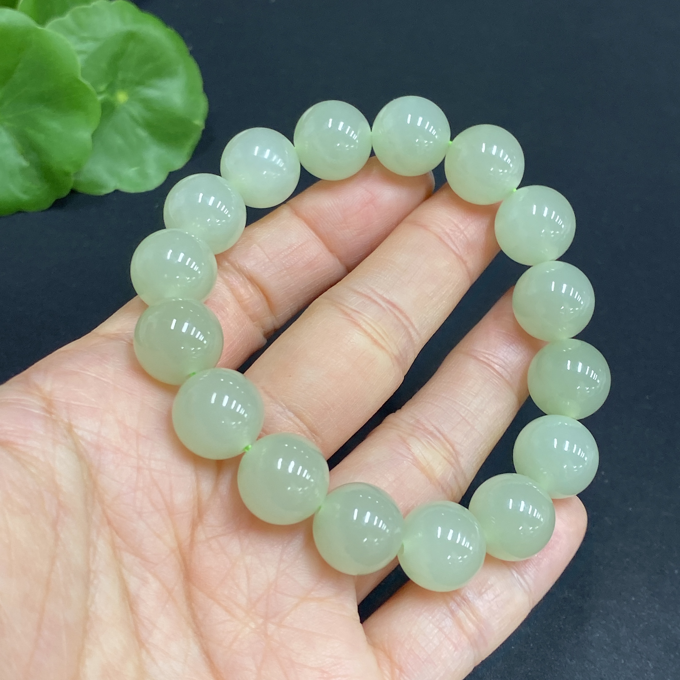 H31642395 Hetian Jade Bracelet       Approx.11.7mm         Total Weight Approx.41.5g
