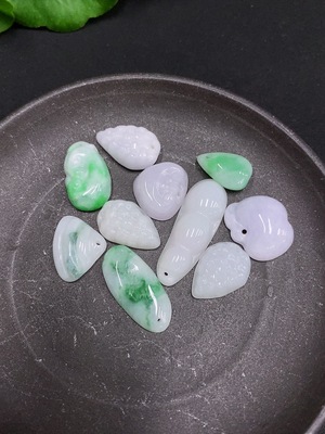 F33877446 Jadeite Pendants Sell as a Lot