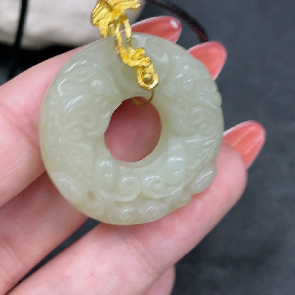 H34960714 Hetian Jade Pendant - Auspicious Beast Ring Non-Gold