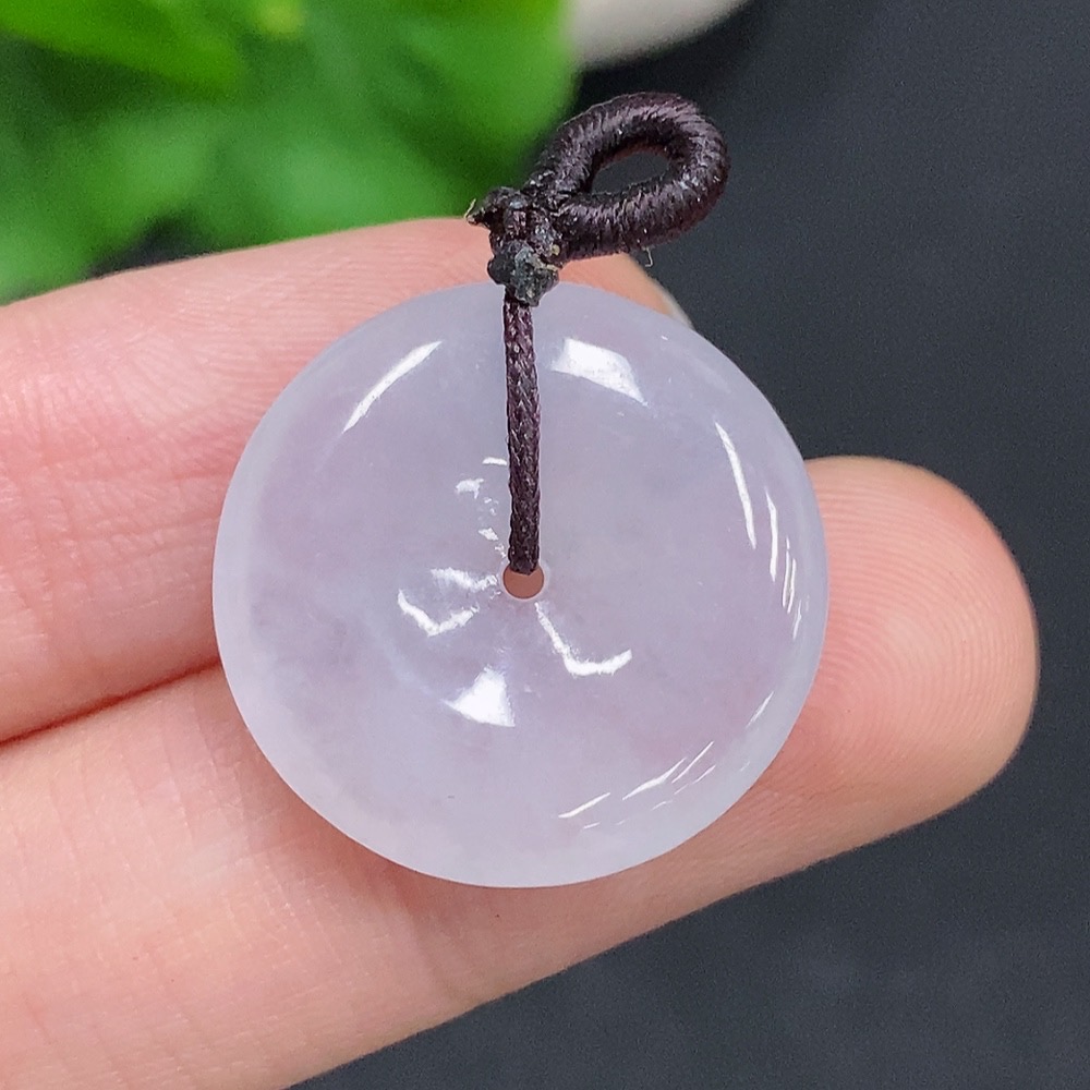 F32756344 JadeitePeace Knot Pendant