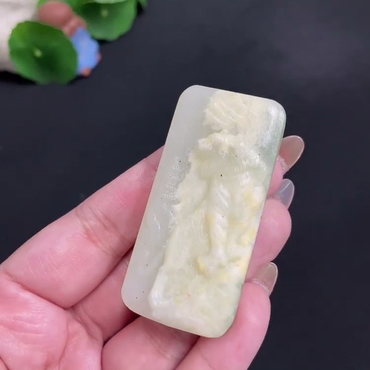 H31677400 Hetian Jade Pendant - Mountain-Climbing Tiger, Total Weight Approx. 43.6g, Undetermined Skin Color Origin