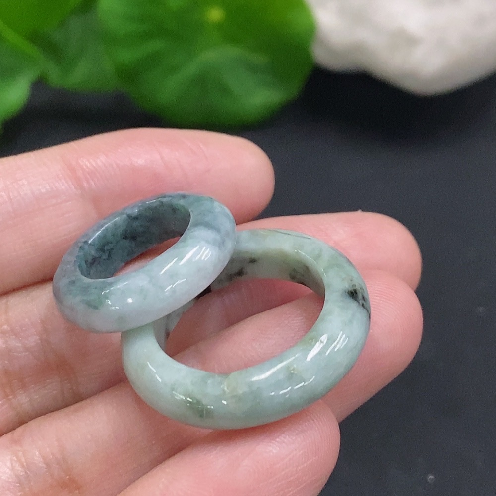 F34962132 Jadeite Pendant + Ring Sell as a Lot Size 16 Containing Other Minerals