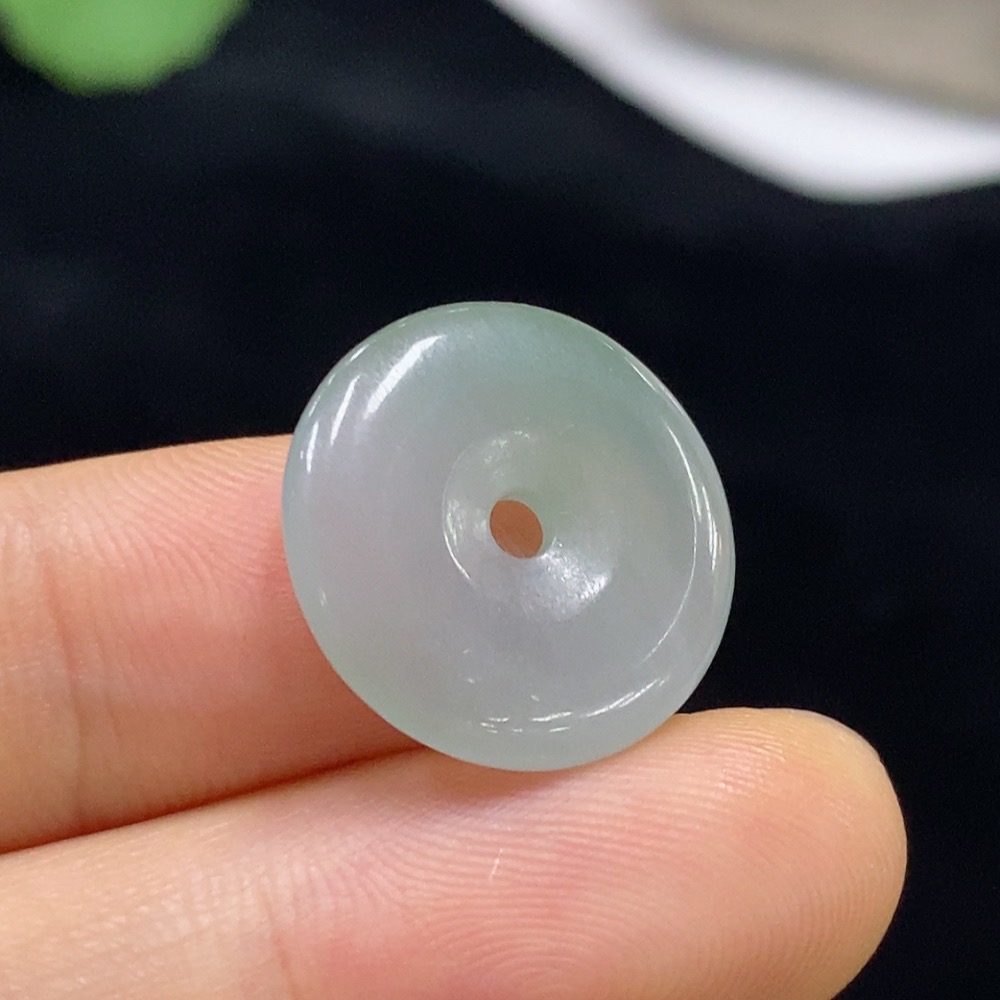 F32803342 JadeitePeace Buckle Pendant