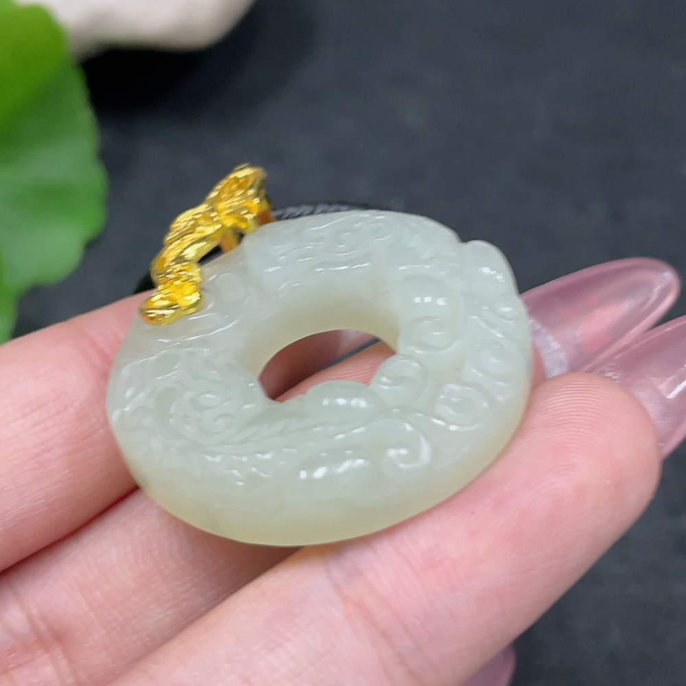 H33924426 Hetian Jade Pendant - Auspicious Beast Ring, Non-Gold Inlaid, Total Weight (Including Rope): Approx. 12.2g