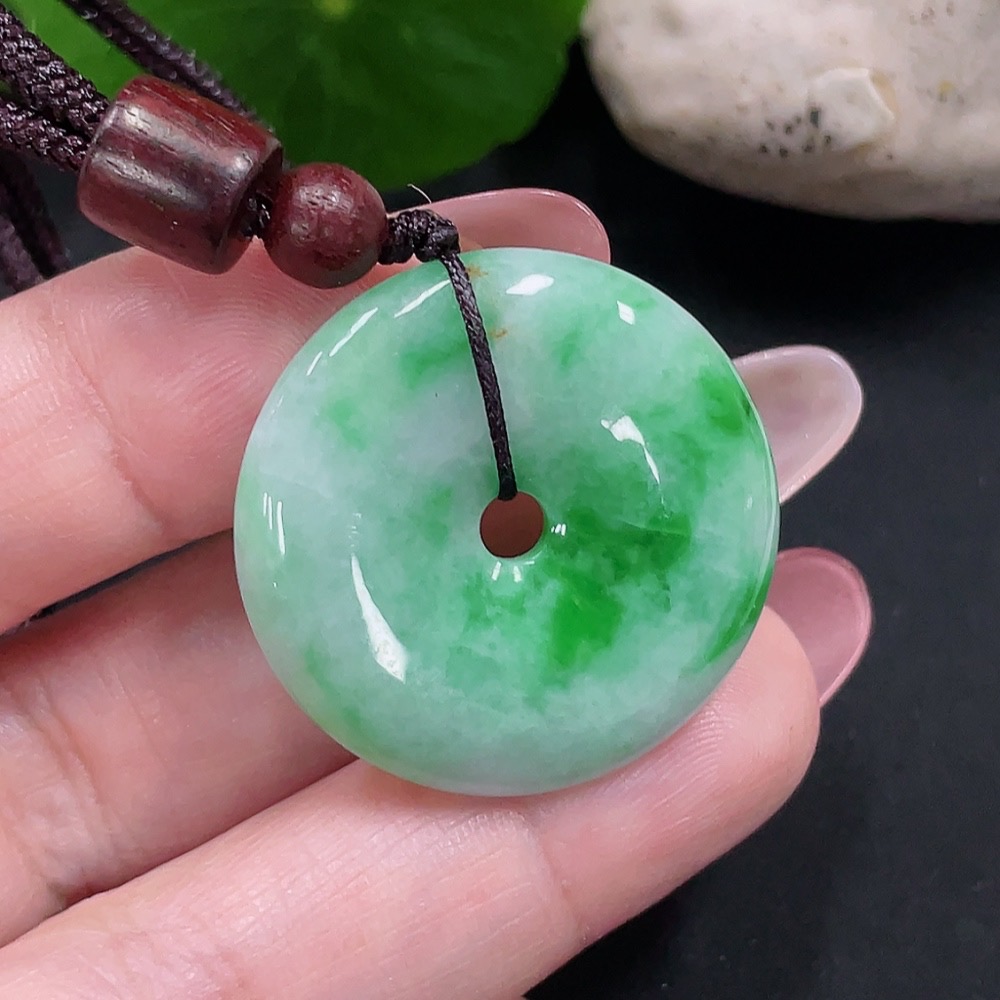 F34032021 Jadeite Safety Buckle Pendant Total weight about 11.8g (including rope weight)