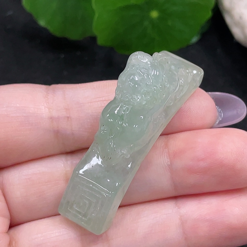 F34965935 Jadeite Lion Hand Plaque Total Weight Approx. 15.7g