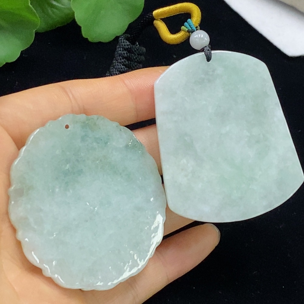 F35114076 Jadeite Zodiac Snake/Dragon Pendant Sell as a Lot