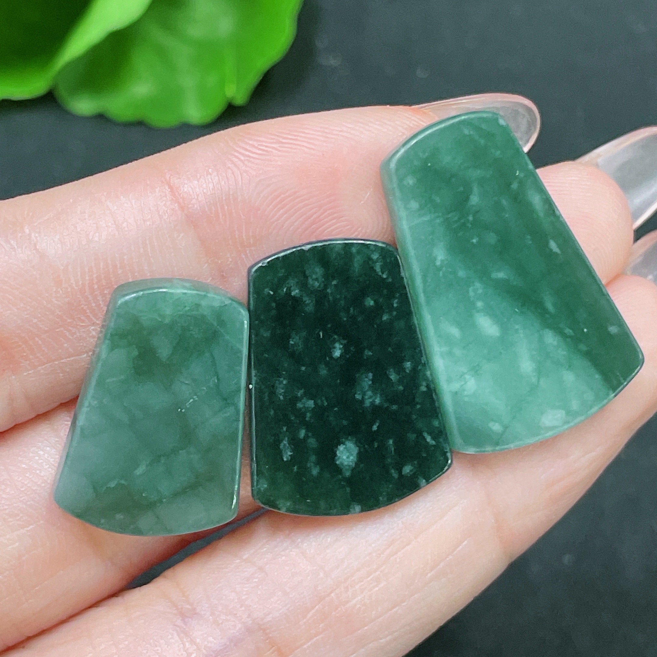 F34020870 Jadeite Inlaid Pieces Sell as a Lot