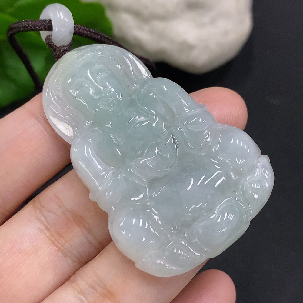 F35126230 Jadeite Guanyin Pendant Total Weight Including Rope Approx. 20.1g (Matching Beads Non-Grade A)