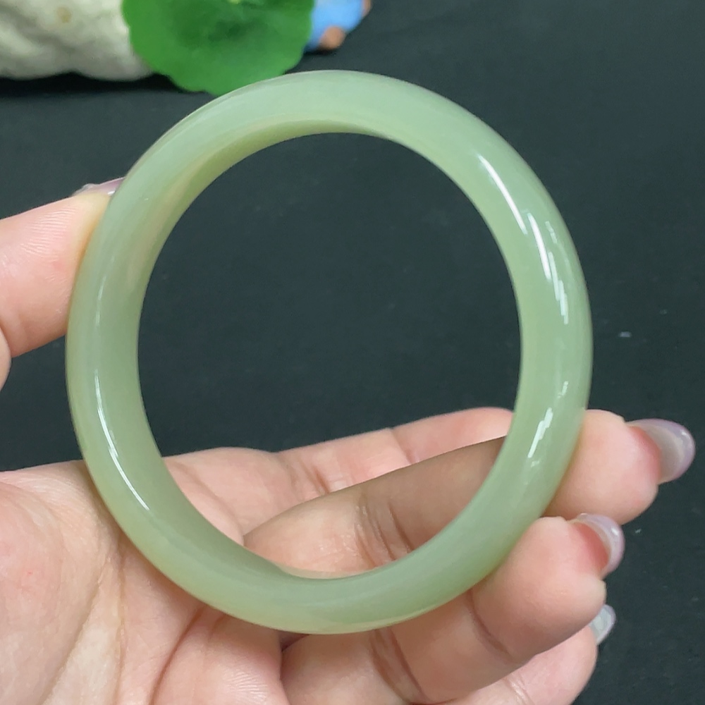 H33939600 Hetian Jade Round Bracelet Size 60.3 Total Weight Approx. 49.7g