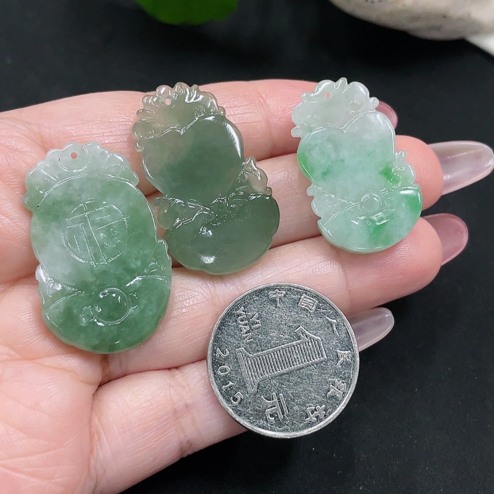 F34033816 Jadeite Pendants Sell as a Lot