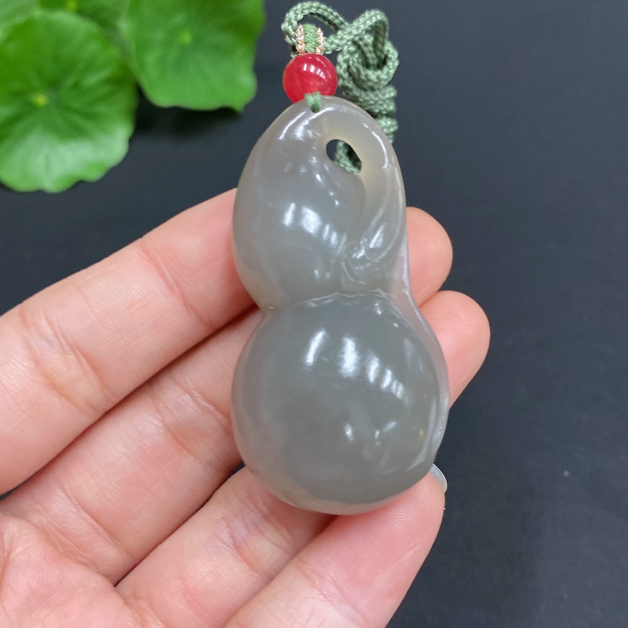 H24806246 Hetian Jade Pendant Gourd Total Weight (with rope) 28.9g