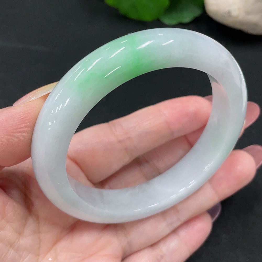 F34012803 Jadeite Round Bangle Size 58 Total Weight Approx. 66g