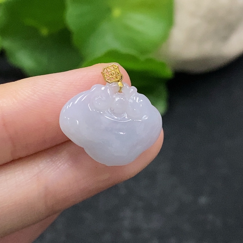 F34057219 Jadeite Ruyi Pendant 18K Gold Total Weight Approx. 1.95g