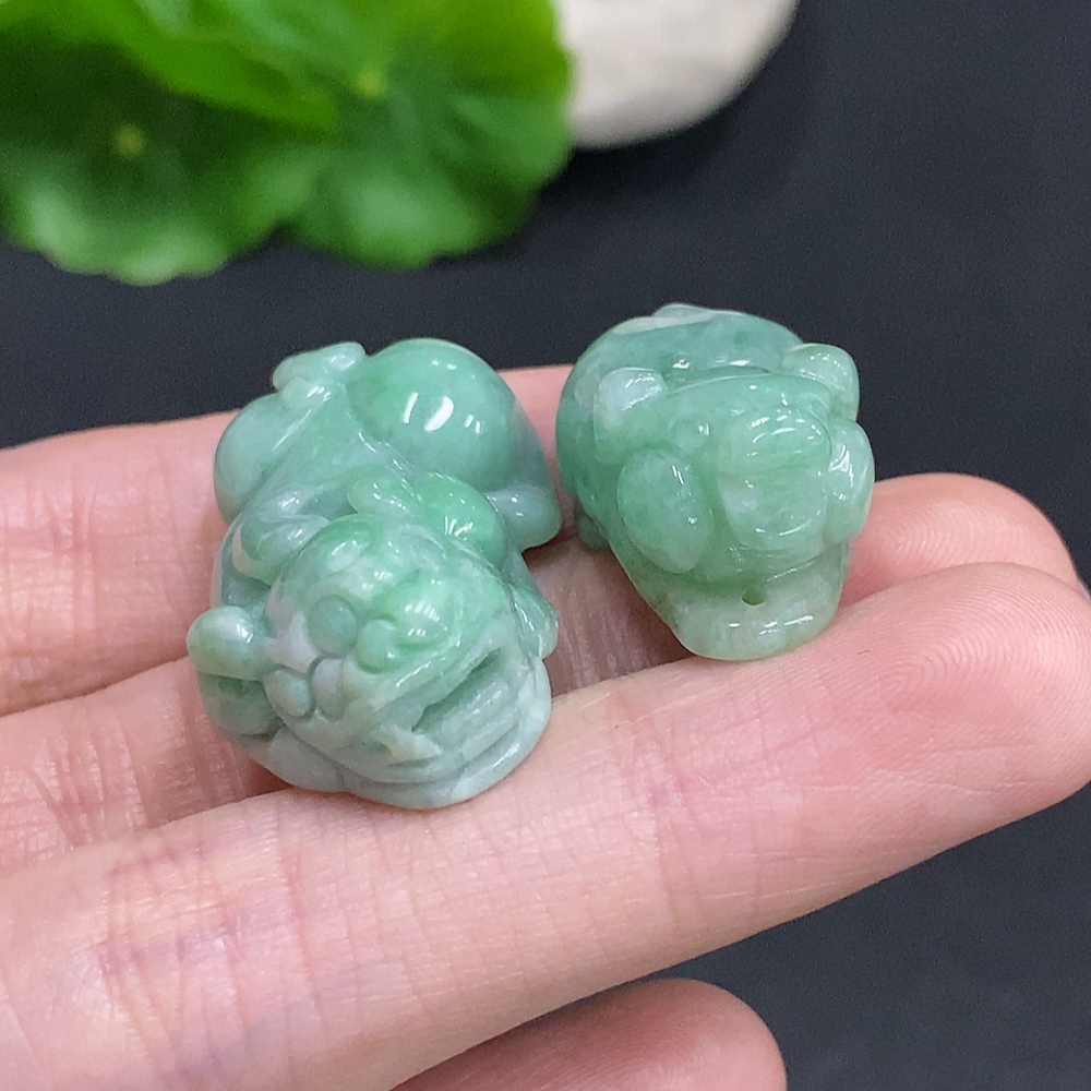 F35078833 Jadeite Pendants Sell as a Lot