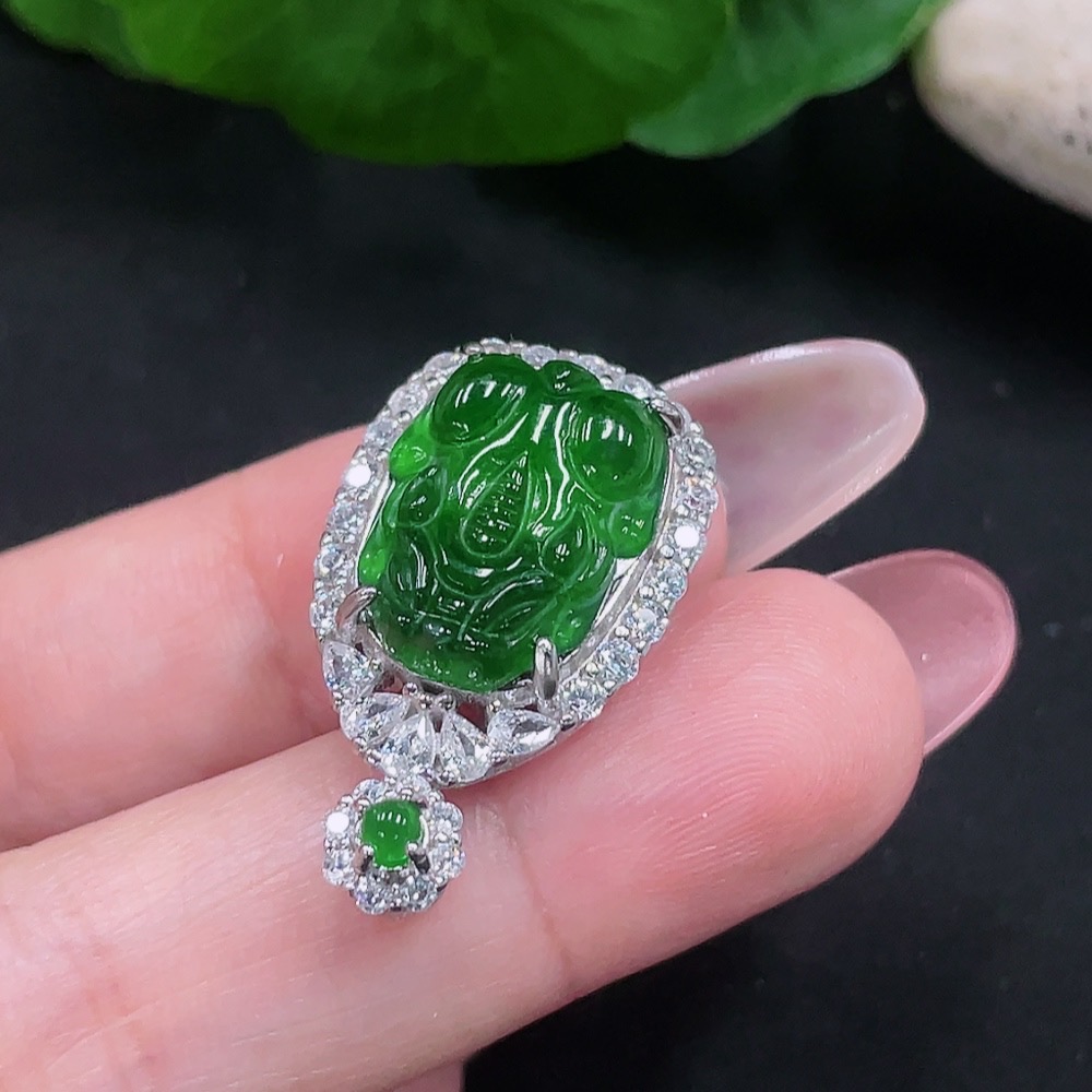 F34013158 Jadeite Inlaid Pendant Total Weight Approx.4g Non-Gold Inlaid With Non-A Grade Beads