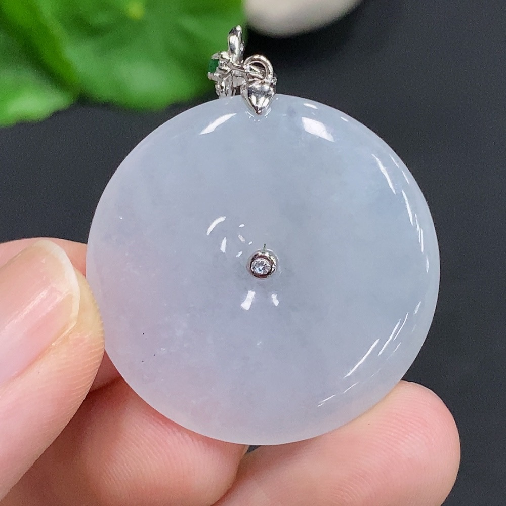 F30457153 Jadeite Safety Buckle, Non-Gold Inlaid, Total Weight Approximately 11.5g, Beads Not Jadeite