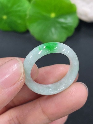 F41934193 翡翠戒圈 圈口15 货品总约重3.58g