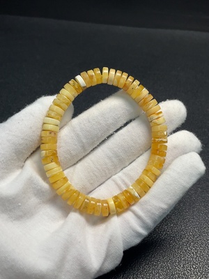 C34008068 Amber Beeswax Bracelet, Total Weight Approx. 10.82g, Size About 8.5mm