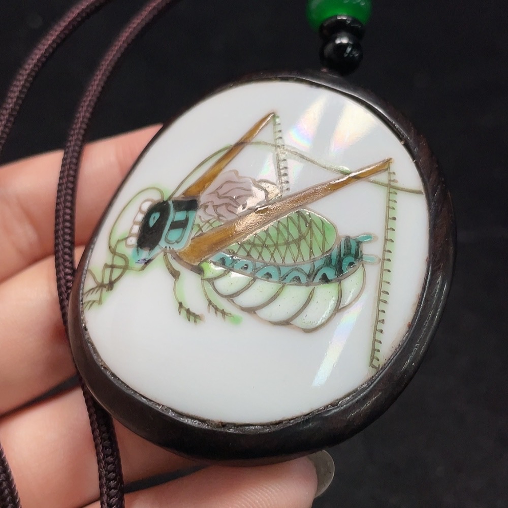W26018526 Ceramic Pendant with Painted Porcelain Inlay (Subject to the actual item)
