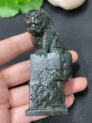 H46576394 和田玉印章       货品总重约132g