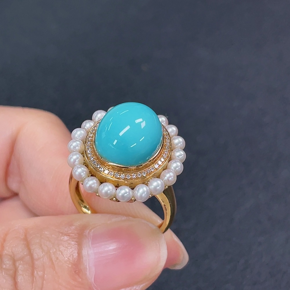 C34949612 Turquoise Ring with Diamond Accents, 18K Gold, Paired with Pearls, Total Weight Approx. 7.1g, Size 15.5