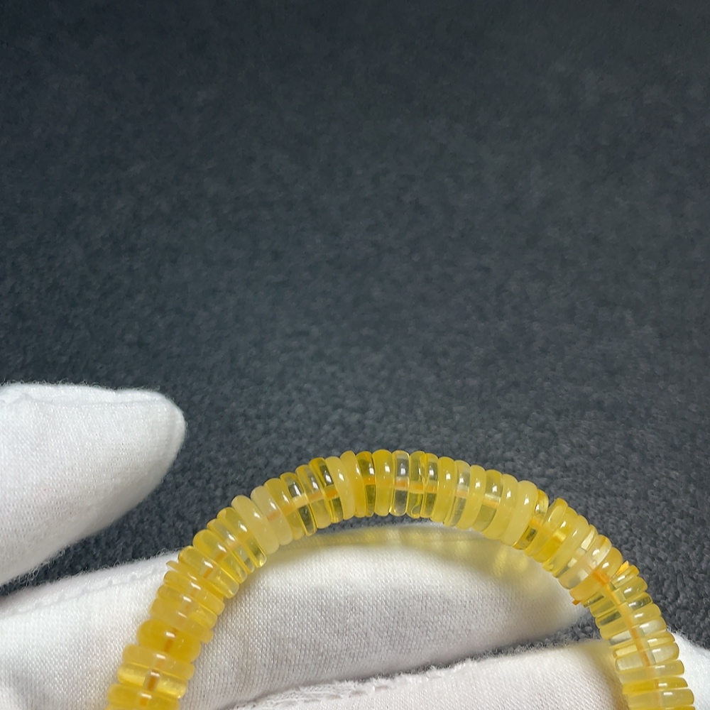 C34039906 Amber Beeswax Bracelet, Total Weight Approx. 8g, Size About 8.1mm
