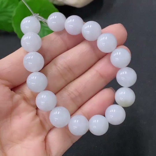 F35116362 Jadeite Bracelet Approx. 10.5mm Total Weight Approx. 30.79g