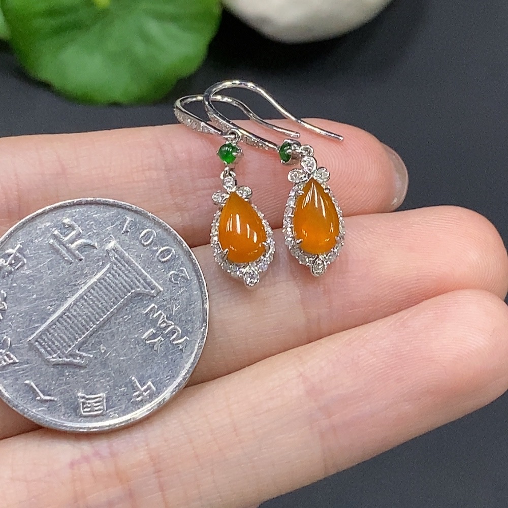 F16753717 Jadeite Cabochon Earrings Set in 18K Gold, Total Weight 2.4g