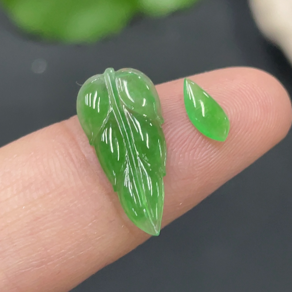 F19158464 Jadeite Inlaid Pieces Sell as a Lot