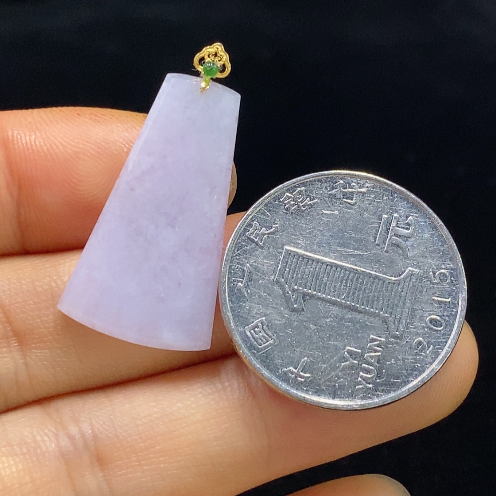 F34024150 Jadeite Plain Pendant with 18K Gold Clasp Total Weight Approx. 2.2g