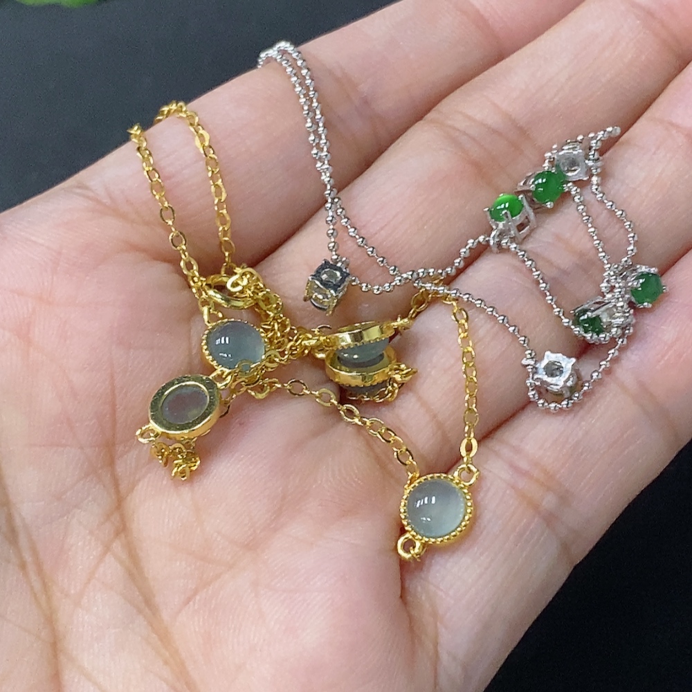 F33849767 Jadeite Inlaid Necklace Non-Gold Sell as a Lot