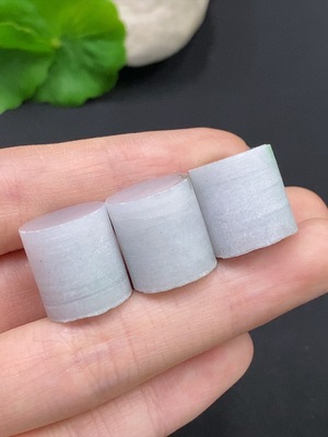 F29363987 Unpolished JadeiteBarrel Beads